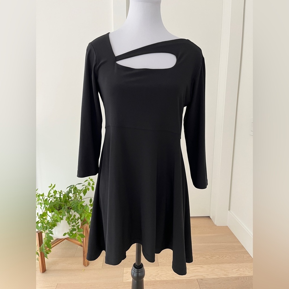 SYMPLI Canada Swing Tunic Dress High Low Hem Cut Out Detail Jersey Travel Chic